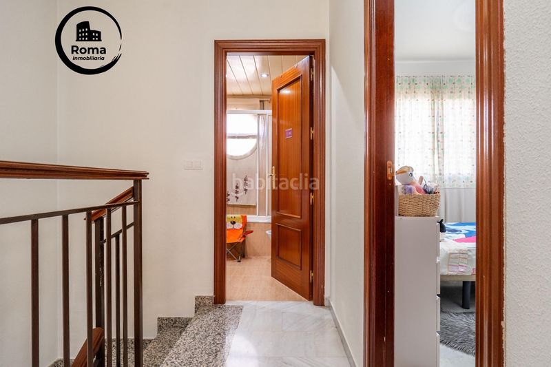 Foto c597a9c6-704d-4c8a-b7be-c1bd14a1b790. Casa adossada a Ogíjares