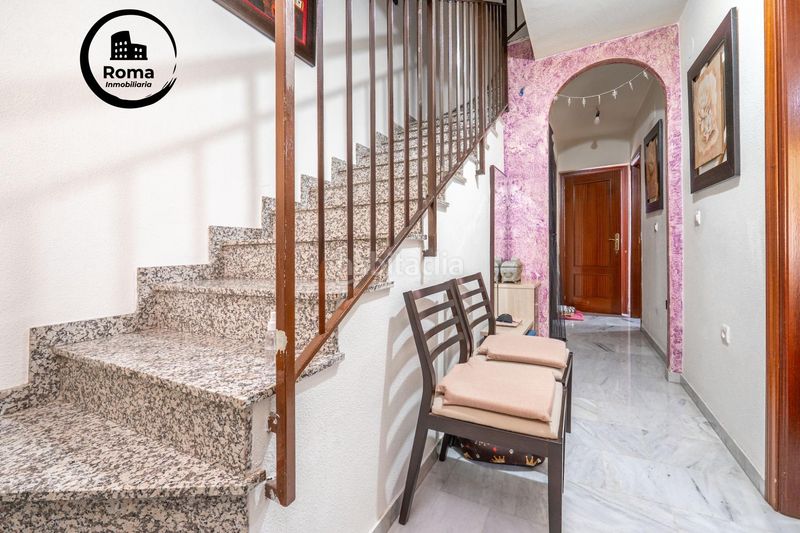 Foto f85f93d5-c8d1-44ae-8b72-b4d5d47216d1. Casa adossada a Ogíjares