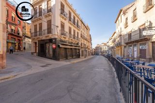 Locale commerciale in Guadix. Amplio local en pleno centro de guadix!!!!!!!!!!!!!!!