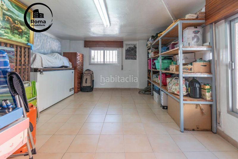 Foto 008e0d52-b48b-429c-8755-db048173b852. Maison avec parking dans Jun
