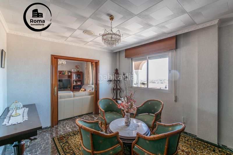Foto aa5f3eef-f5aa-4cc3-820c-3dc0cf140503. Maison avec parking dans Jun