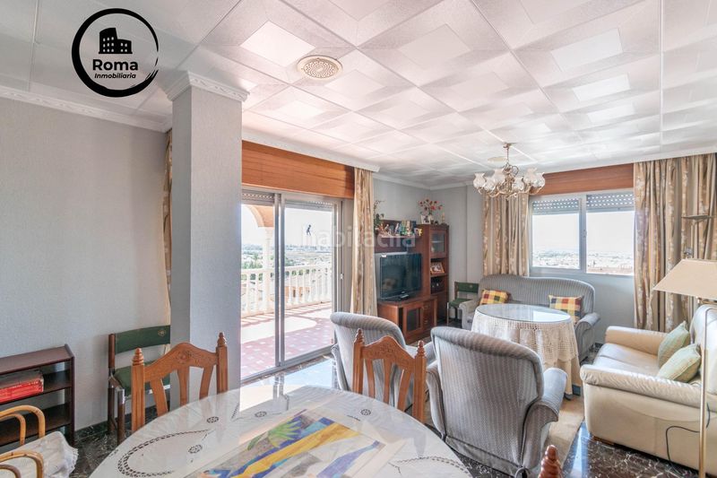 Foto aaf20fa6-7e3d-477c-a046-6218de2f0706. Maison avec parking dans Jun