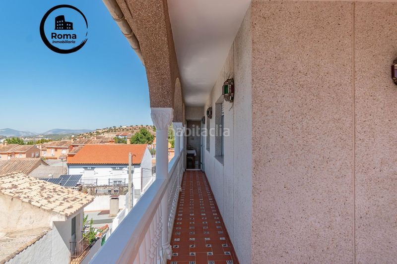 Foto b812bd34-dfc1-4357-a646-36d51a212f68. Maison avec parking dans Jun