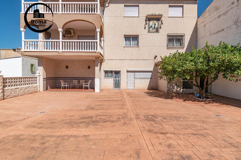 Foto d35e26e4-6748-46c2-b98e-57b5cb5c9ba0. Maison avec parking dans Jun