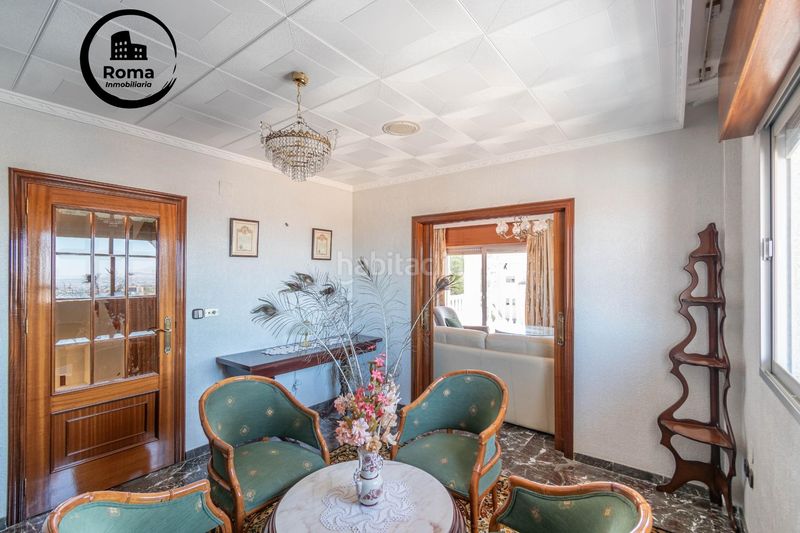 Foto de526dd5-308e-4ad1-851b-1b9bc2615912. Maison avec parking dans Jun