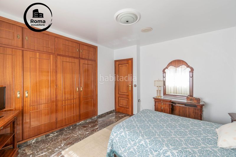 Foto e1cdfddb-5dfe-4045-bfa3-d6843d688052. Maison avec parking dans Jun