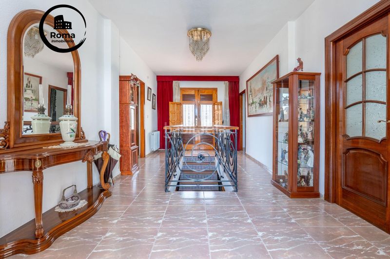 Foto 5d18a178-3e04-4b1d-8047-a9ecee260c5e. Casa amb calefacció aparcament a Ogíjares