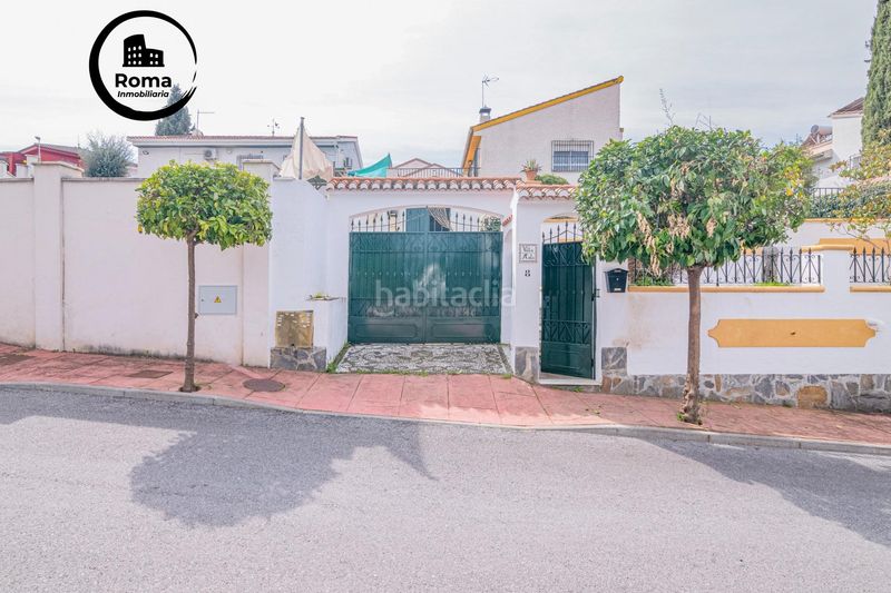 Foto 97d56994-f9d3-4104-81a7-9c3496d2b199. Xalet amb piscina a Peligros