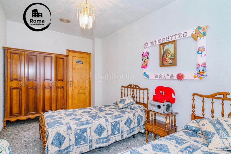 Foto c919db90-aa78-4c82-8ff9-27c602ede410. Xalet amb piscina a Peligros