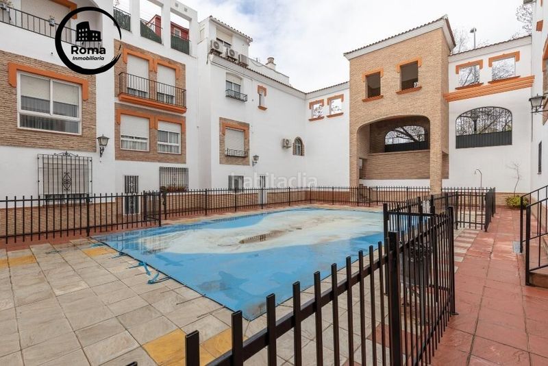 Foto 1296474e-b518-44a7-98ee-cc792e3ac62f. Casa adossada a Joaquina Eguaras Granada