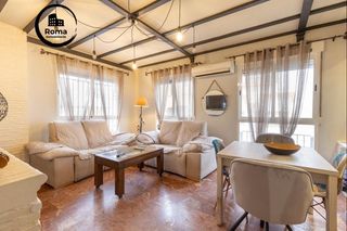 Casa adossada a Joaquina Eguaras