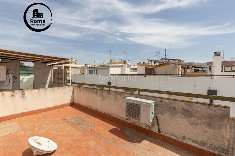 Foto 01defcc6-341d-44ab-80b1-86186b3409f0. Casa amb aparcament piscina a Maracena