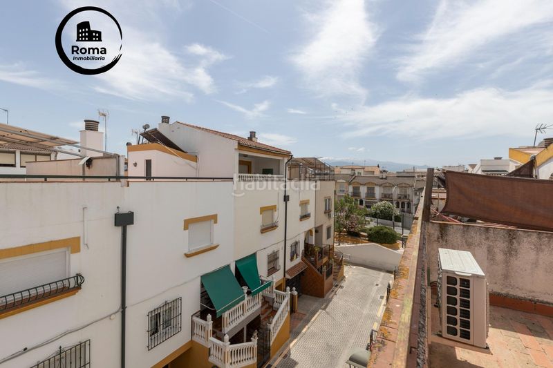 Foto 860b26cf-cc99-48c6-b4b6-dfa22c3c38f6. Casa amb aparcament piscina a Maracena