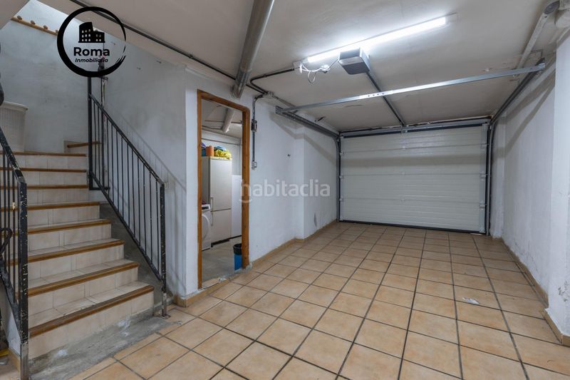 Foto d70189f0-da34-42b3-b88a-0dae44282075. Casa amb aparcament piscina a Maracena