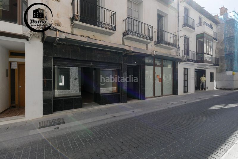 Foto 0025830f-df3c-427f-90db-88e092c6cd01. Edifici a Baza