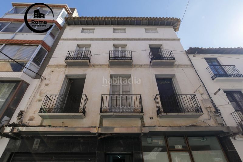 Foto 4df1a0c2-a292-4014-bef9-ce4114486ed8. Edifici a Baza