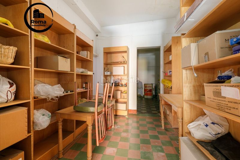 Foto 61dfbc17-7e34-4ba9-83e4-7e1943f09ae8. Edifici a Baza