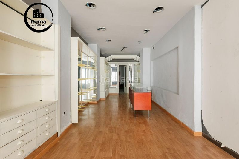 Foto 7b31be1b-460a-4f8a-b8f2-5c869420ba5a. Edifici a Baza