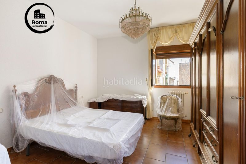 Foto 81230b56-68b9-499e-a896-2ef9fa8354da. Edifici a Baza