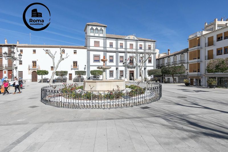 Foto 853fa579-ea4d-4c0e-b37e-8944e85019ab. Edifici a Baza