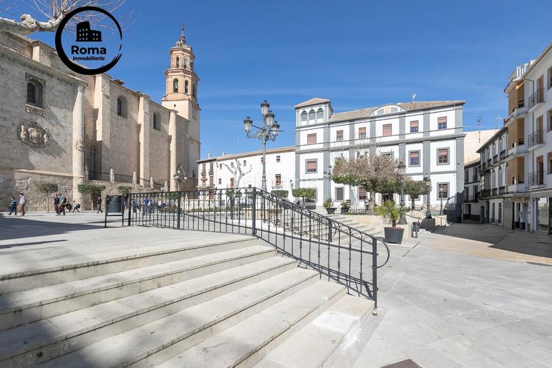 Foto b3bcfb84-455a-4bbc-bf63-bf245674997a. Edifici a Baza