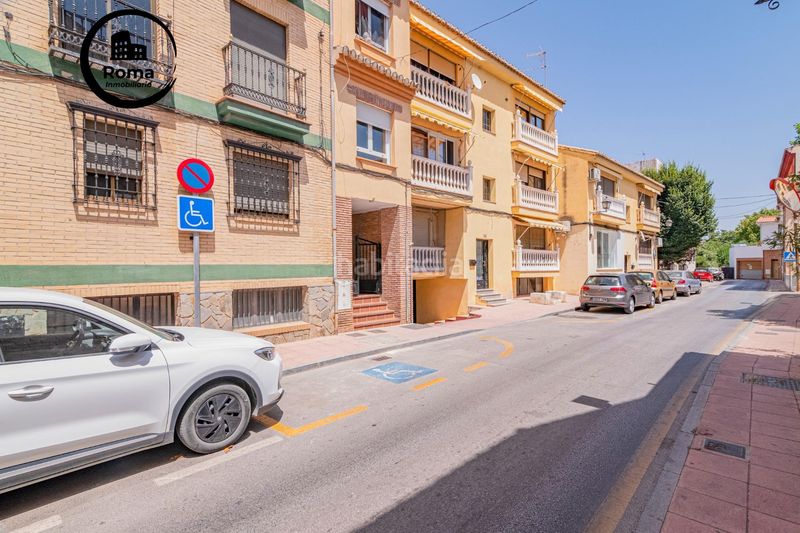 Foto a6a1c326-3697-4881-9143-216864d920ca. Pis amb calefacció a La Zubia Ciudad Zubia (La)