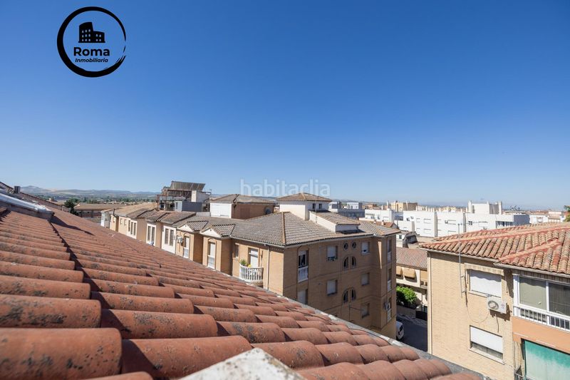 Foto d1c11427-4ac3-4e0f-9253-8ceeede3536e. Dúplex amb aparcament a Santa Fe