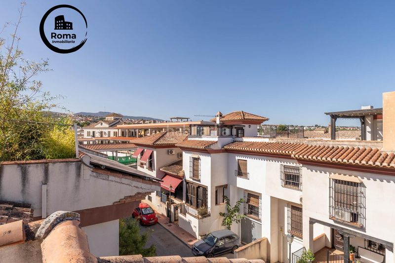 Foto 1c7d0094-6444-42c6-9b1b-0f056942b304. Casa amb aparcament a La Zubia Ciudad Zubia (La)