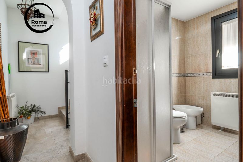 Foto 3f0844b2-f999-4615-85d3-6d11261760db. Casa amb aparcament a La Zubia Ciudad Zubia (La)