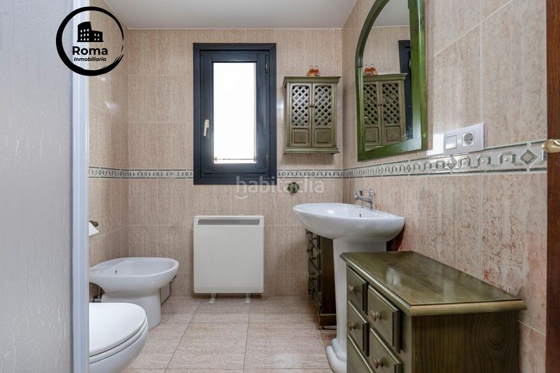 Foto 50039a01-6579-4d25-9a8a-6c90f68e2385. Casa amb aparcament a La Zubia Ciudad Zubia (La)
