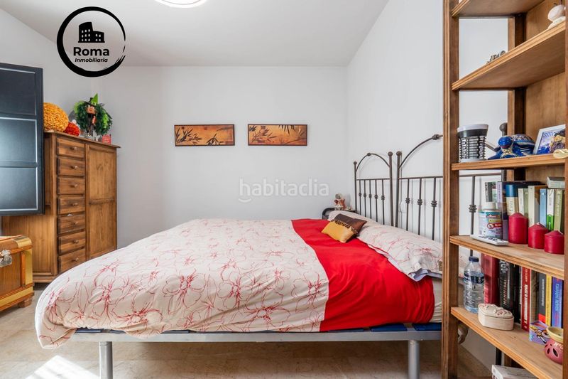 Foto db5c69bb-8a8b-4f3c-9834-c6f43bf0ce63. Casa amb aparcament a La Zubia Ciudad Zubia (La)
