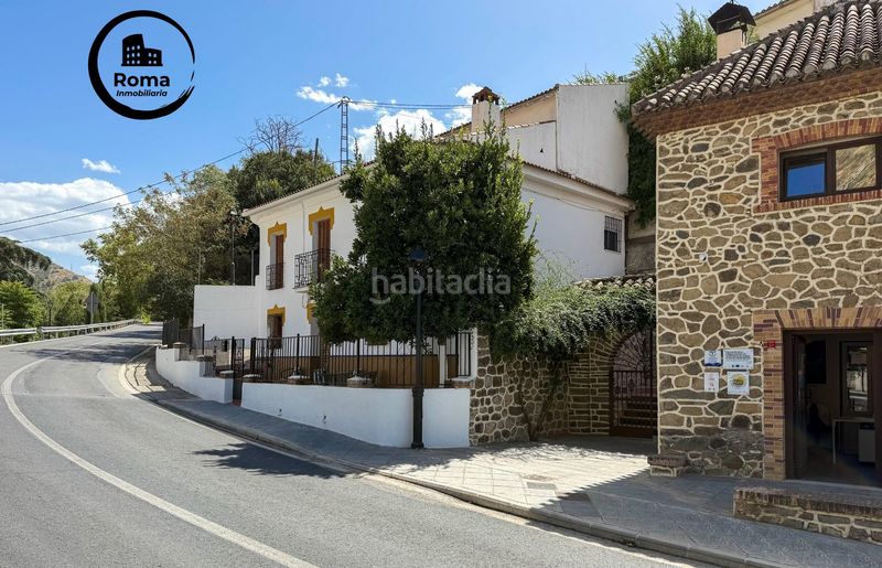 Foto cafa9827-d55f-402f-8dbd-c271bf8eb3cc. Casa amb xemeneia calefacció a Pinos Genil