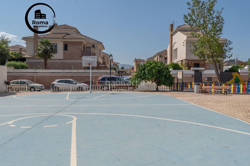 Foto ab8ded5d-4d66-4850-ab27-9b5ec1e07891. Casa adossada amb calefacció piscina a Ogíjares