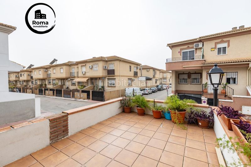 Foto 0f1a6115-5a23-4120-9584-7dfa8f255d23. Casa aparellada a calle río genil 22 a Atarfe