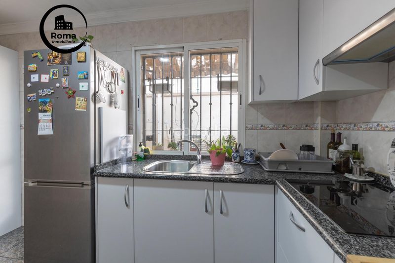 Foto fdb3e158-5275-40a1-bb9d-064743e84585. Casa aparellada a calle río genil 22 a Atarfe