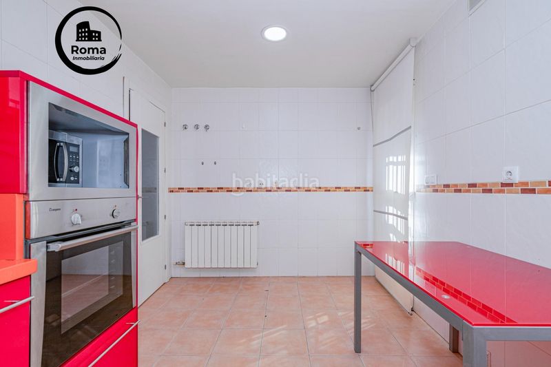 Foto b648f84f-1ca0-4c8a-a784-59b7d6a4f765. Towny house with heating in Jun