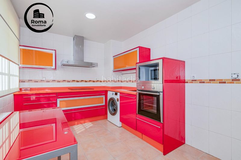 Foto c4dd9131-3777-44c0-98e1-2139a28cf625. Towny house with heating in Jun