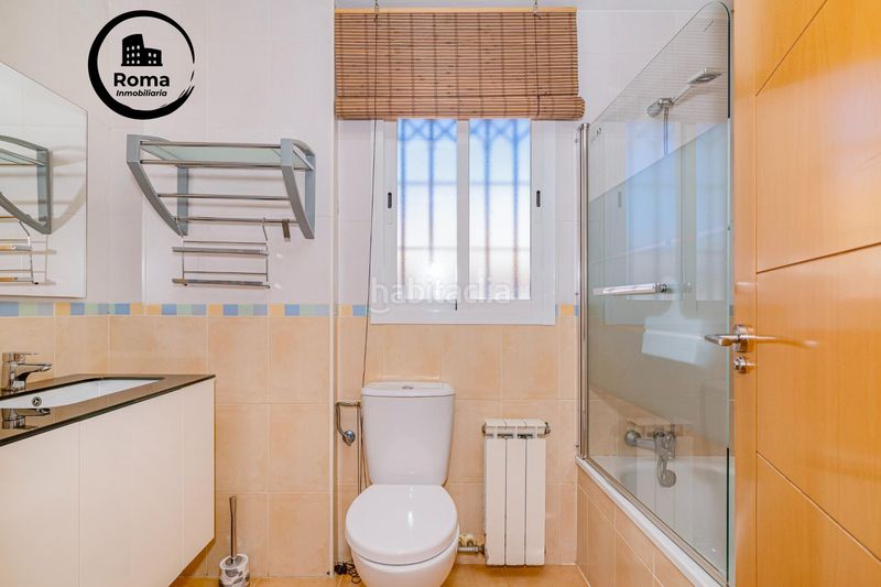 Foto fcc09d3c-a692-4af6-b373-7f856ff1e025. Towny house with heating in Jun