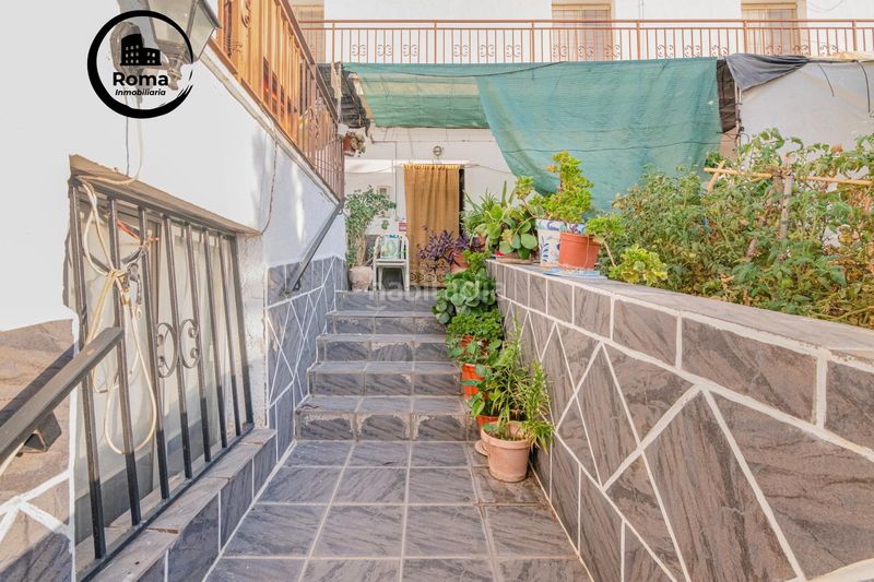 Foto c9384366-5b6b-4ef7-a08d-8e21389c15b2. Casa amb xemeneia a Barrio de la Vega Monachil