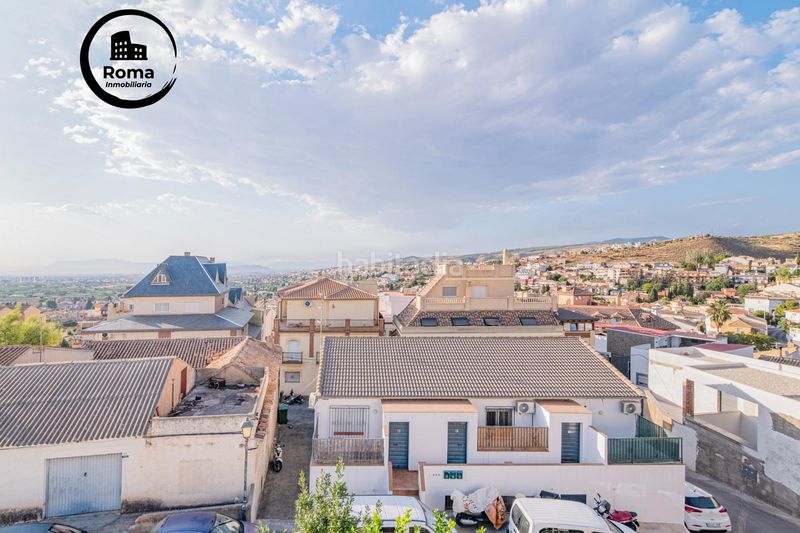 Foto d0b87136-ff37-4b49-933a-b7a899934f61. Casa amb xemeneia a Barrio de la Vega Monachil