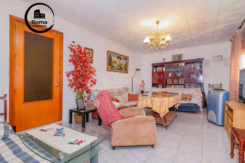 Foto daf0251b-31c7-44a9-9da2-6cc36febaad2. Casa amb xemeneia a Barrio de la Vega Monachil