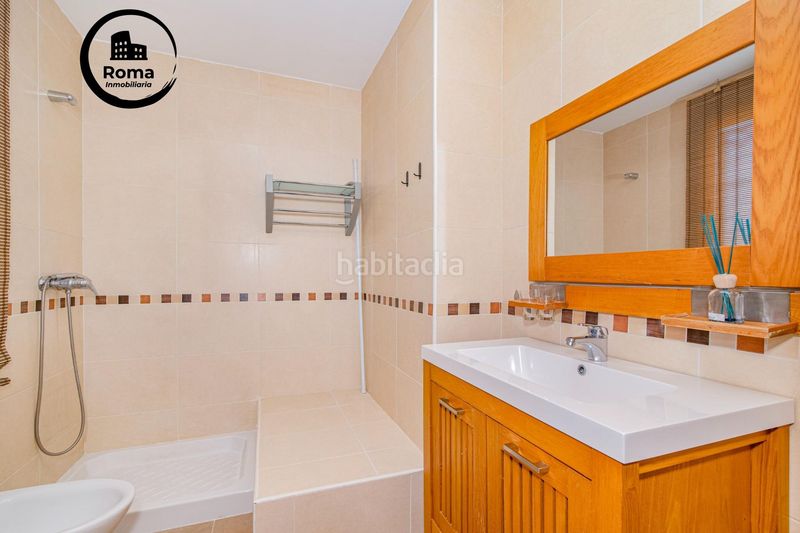 Foto 547214dc-d0bf-4ec8-98f5-f2aff20cac0f. Casa bifamiliare in Jun
