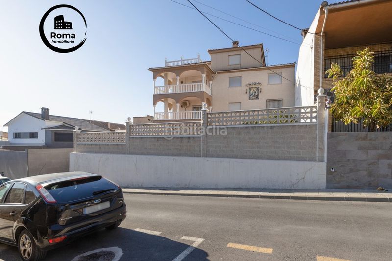 Foto 8e7fc223-02fa-40d5-9052-5ac26f7b8f74. Edifici a Jun