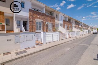 Casa a Belicena. Adosada de 4 dormitorios en belicena