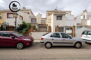 Casa a schiera in Huétor Vega. ?? disfruta de la tranquilidad de huétor vega sin alejarte de la