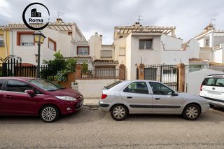 Casa a schiera in Huétor Vega. ?? disfruta de la tranquilidad de huétor vega sin alejarte de la