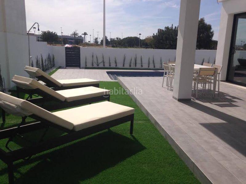 Foto e7cc9110-21a4-4bae-ae52-45e60358905b. Casa amb piscina a Romana (la)