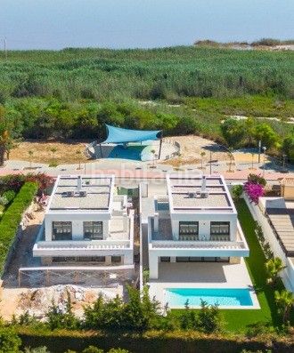 Foto 07e20a9e-d396-45ea-8220-9dfa993bc590. Casa amb aparcament piscina a Los Balcones-Los Altos Torrevieja