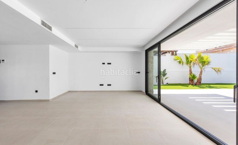 Foto 4f431260-d0d0-4e21-83a7-0634a07591b5. Casa amb aparcament piscina a Los Balcones-Los Altos Torrevieja
