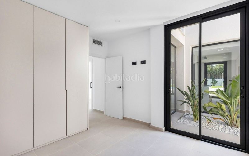 Foto 5078a220-3763-4c1e-80ba-39a8d2ac3de0. Casa amb aparcament piscina a Los Balcones-Los Altos Torrevieja